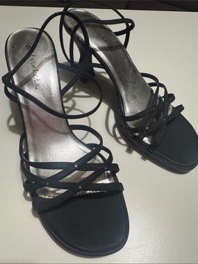 Trinkets Strappy Black Sandals